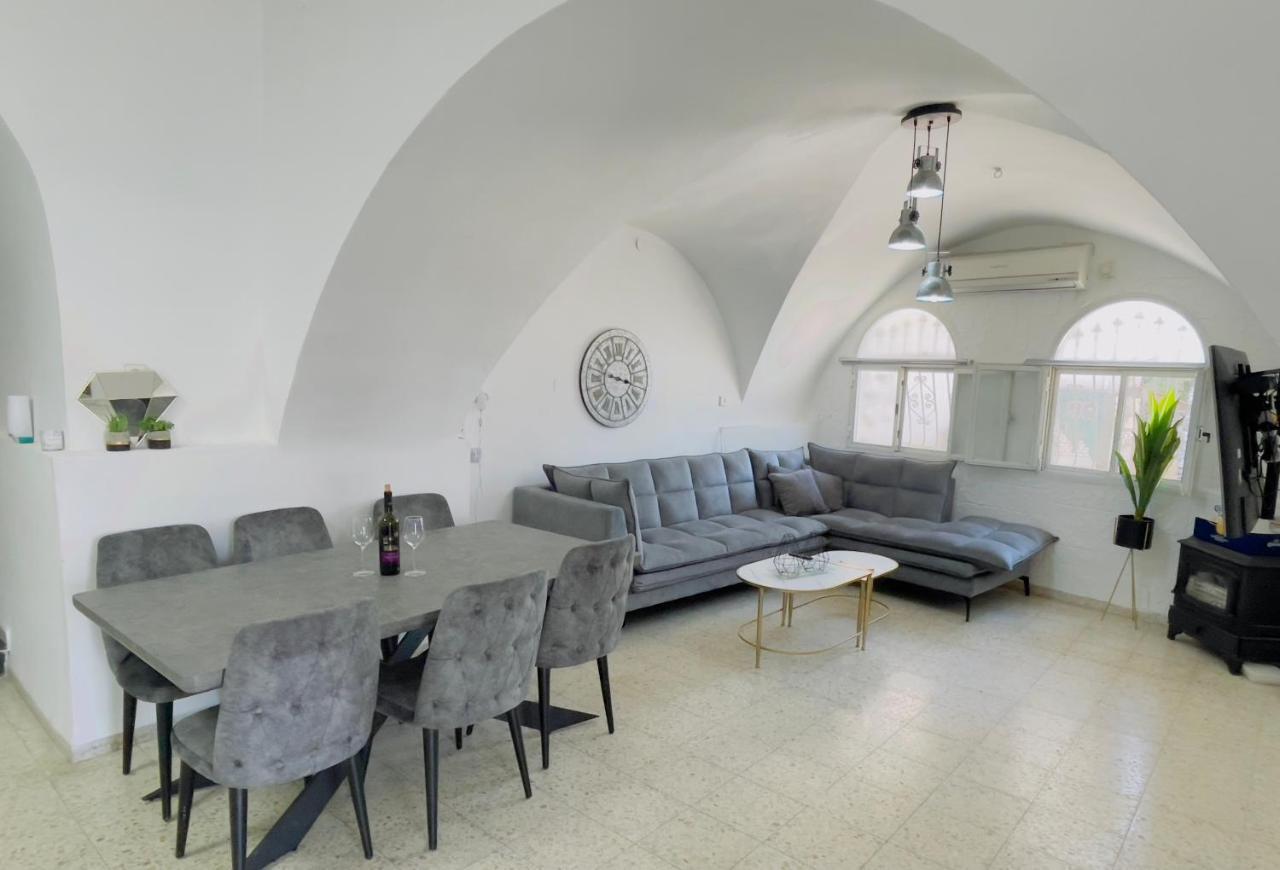 Zimmer In Old City 로쉬 피나 외부 사진